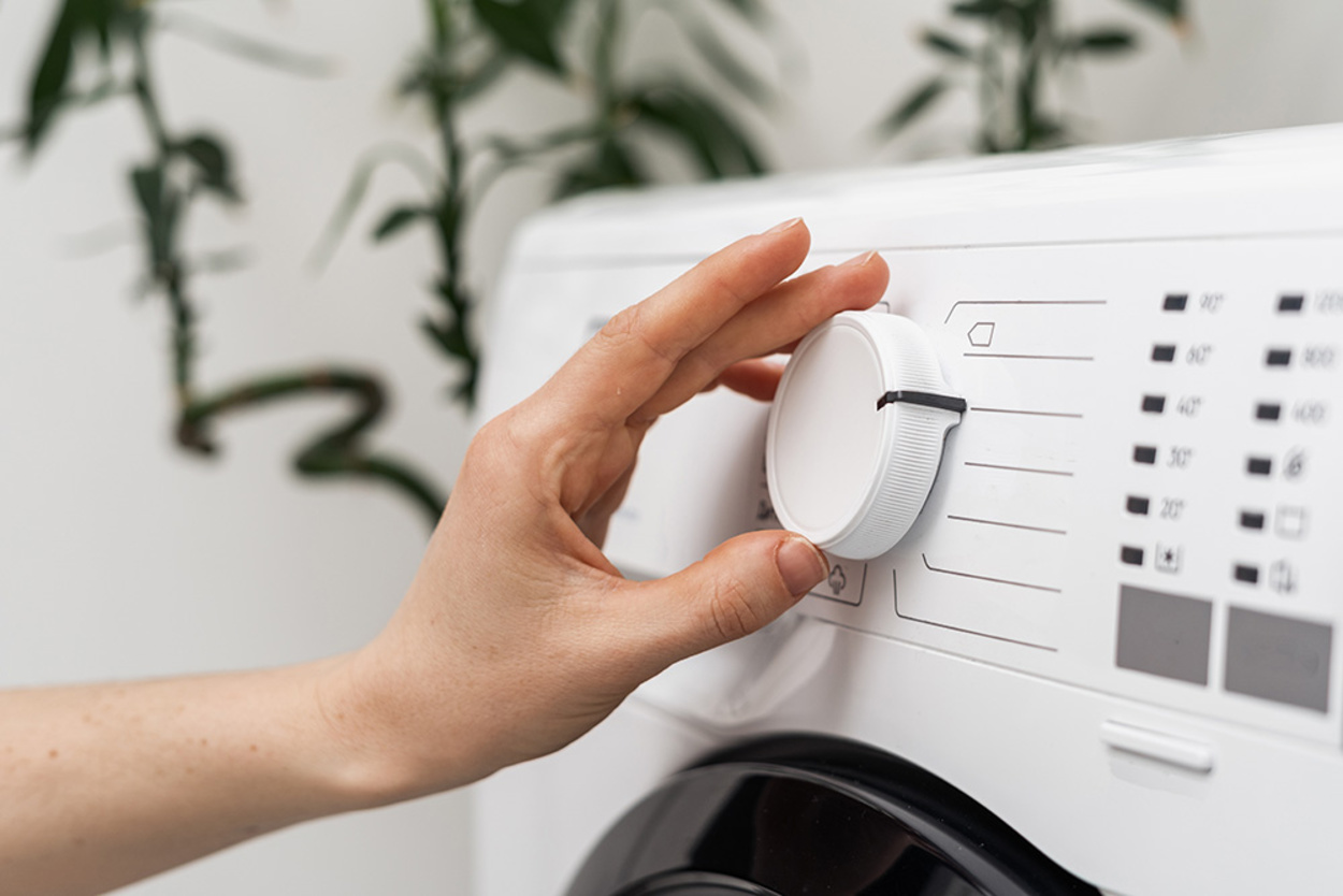 Wäschepflege bei Muster Elektro in Musterstadt